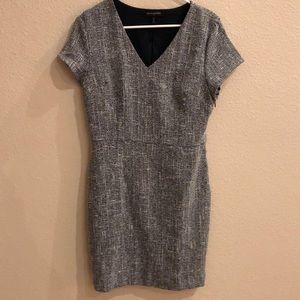 BANANA REPUBLIC - Gray and white short sleeve dress
